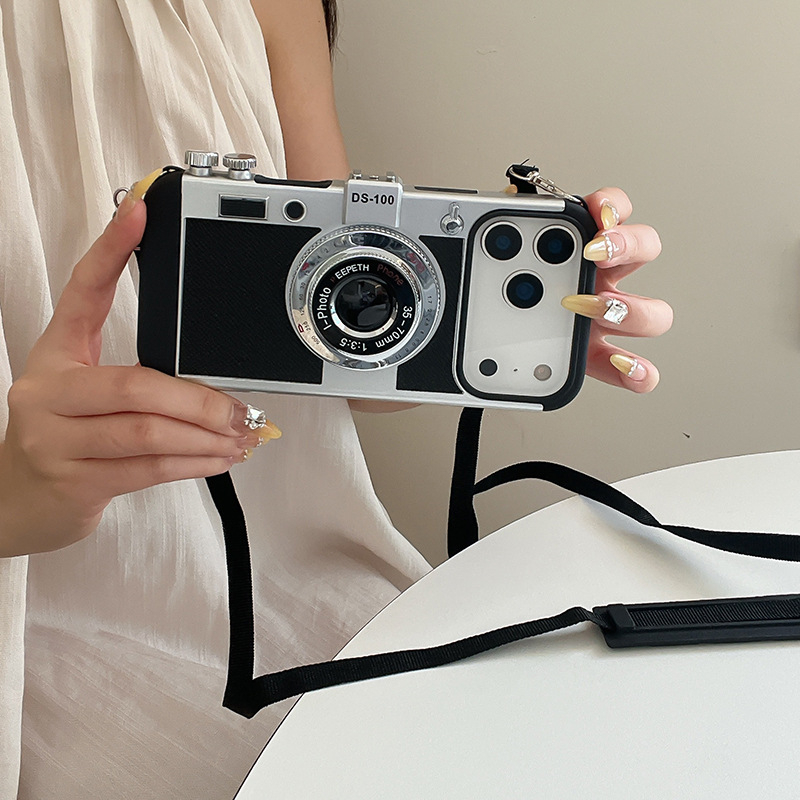 Emily in Paris Vintage Camera  - Vintage Item ulasan dan harga