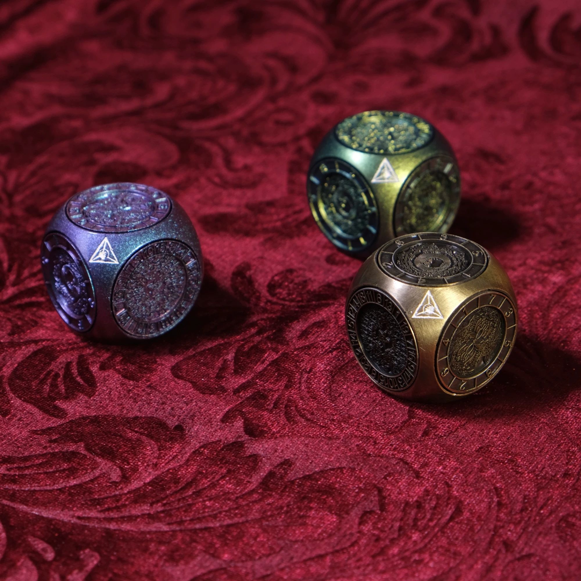 6-Sided Metal Dice Set Vintage - Vintage Collectible Board Games ulasan dan harga