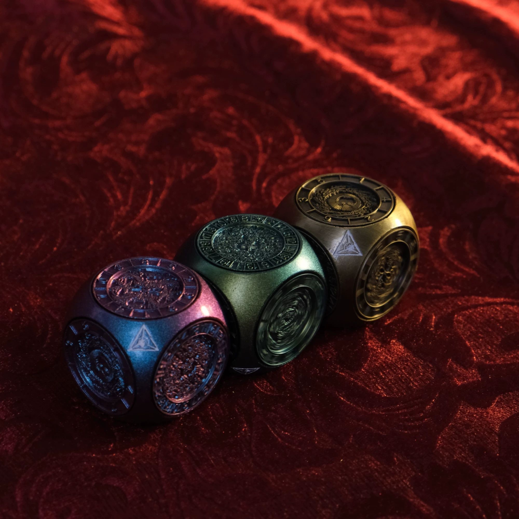 6-Sided Metal Dice Set Vintage - Vintage Collectible Board Games ulasan dan harga